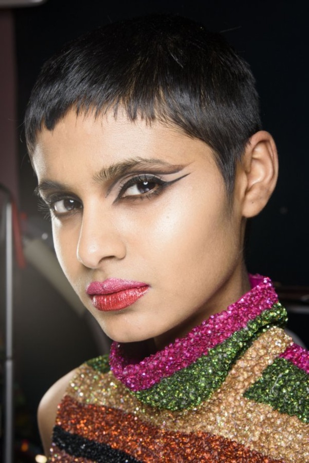 ازياء ASHISH الجاهزة من اسبوع الموضة في لندن لخريف وشتاء2020-2021