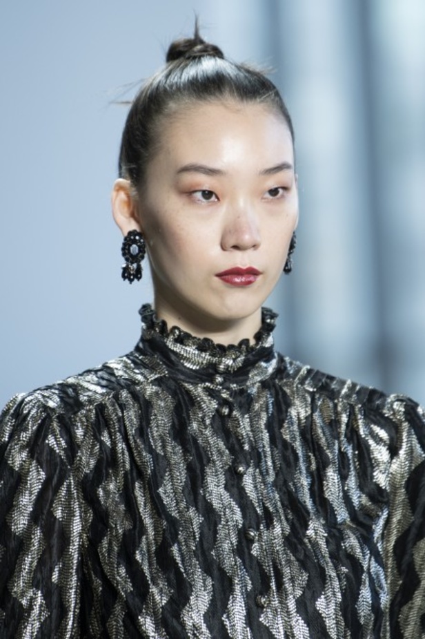 عرض ازياء BADGLEY MISCHKA في اسبوع الموضة في نيويورك 2020 لموسم الخريف والشتاء