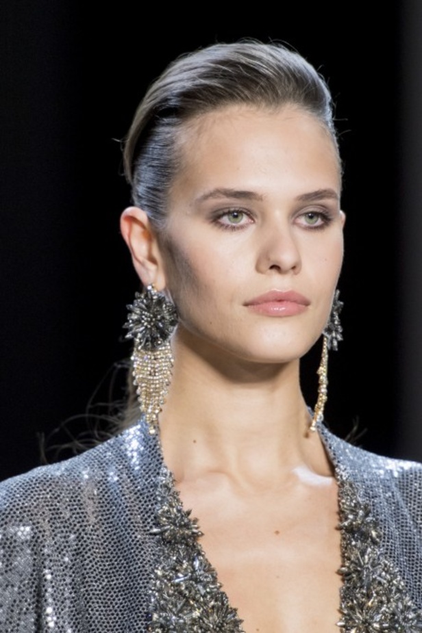 مجموعة Badgley Mischka للألبسة الجاهزة لموسم خريف 2019