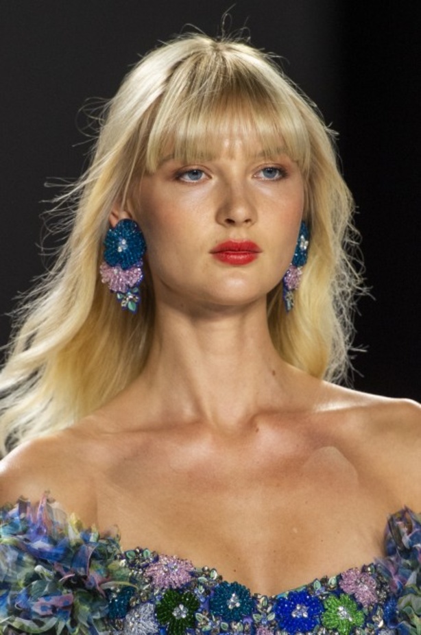 اسبوع الموضة في نيويورك 2019 عرض مجموعة  badgley mischka ربيع وصيف 2020