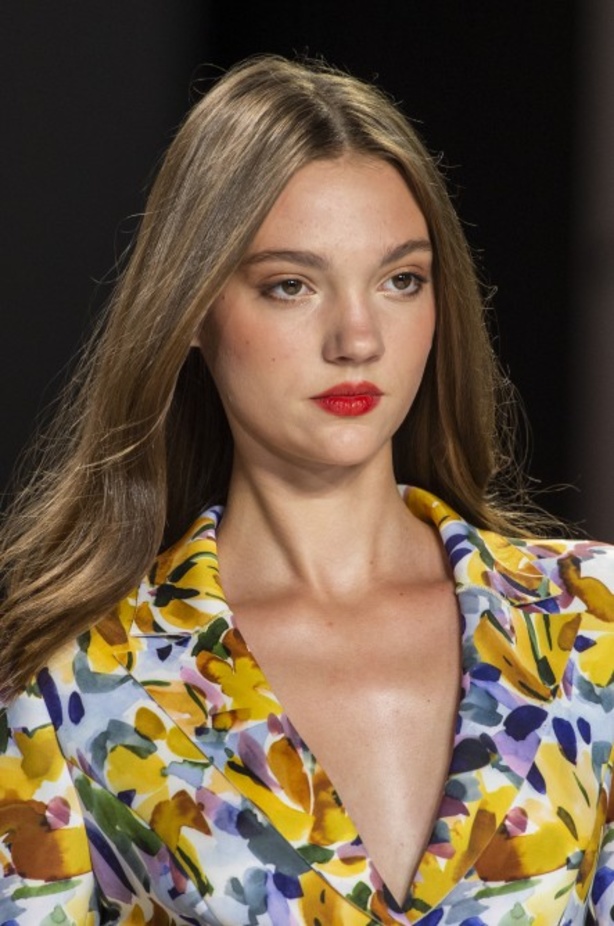 اسبوع الموضة في نيويورك 2019 عرض مجموعة  badgley mischka ربيع وصيف 2020