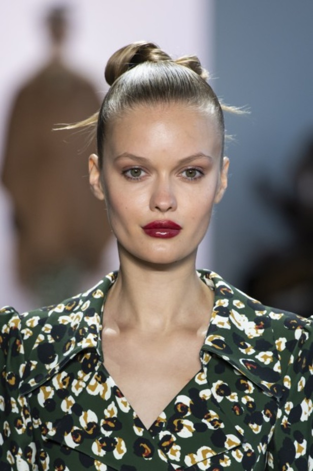 عرض ازياء BADGLEY MISCHKA في اسبوع الموضة في نيويورك 2020 لموسم الخريف والشتاء