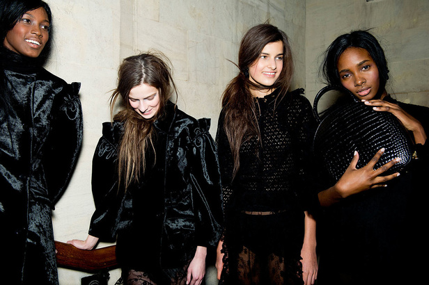 Rocha Simone: لمسة من الفن والإبداع..