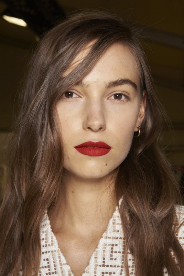 عرض ازياء مجموعة Balmain ربيع وصيف 2021 من اسبوع الموضة في باريس