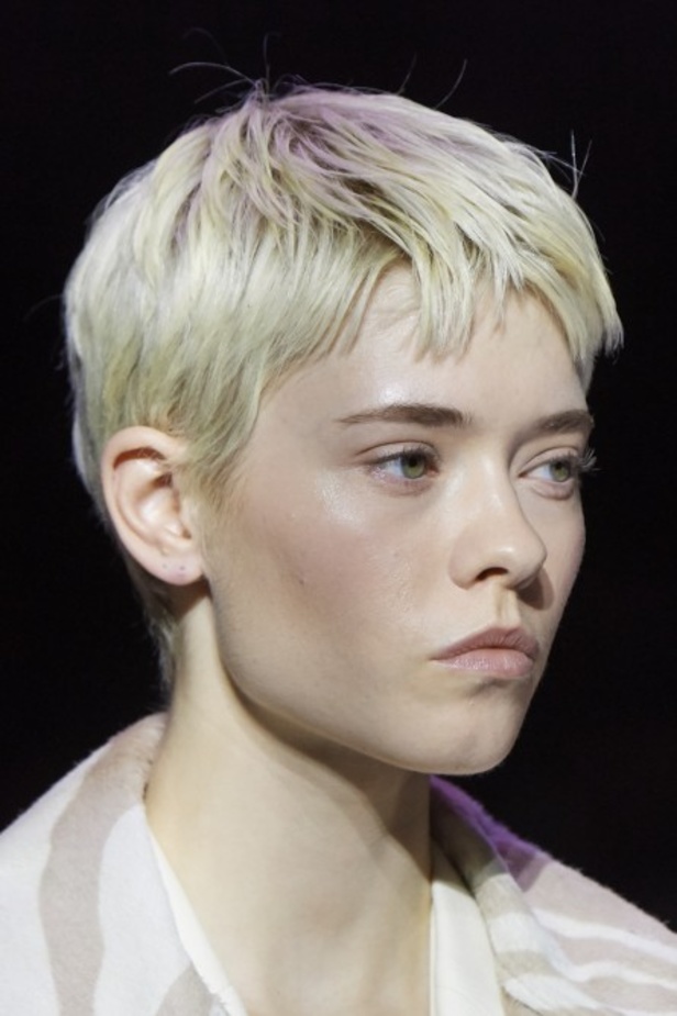 عرض مجموعة BOSS FW20 