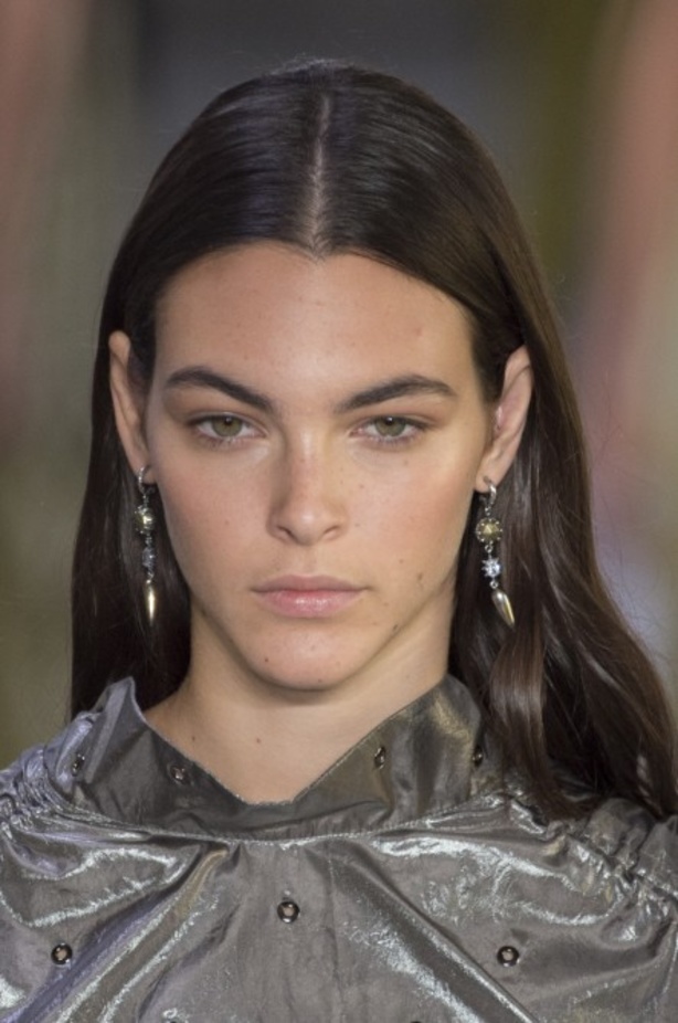 مجموعة “بوتيغا فينيتا” للأزياء لربيع وصيف 2018 !