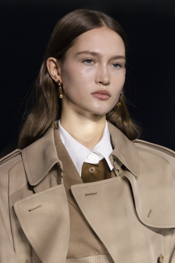 مجموعة بربري لخريف وشتاء 2020-2021 من اسبوع الموضة في لندن