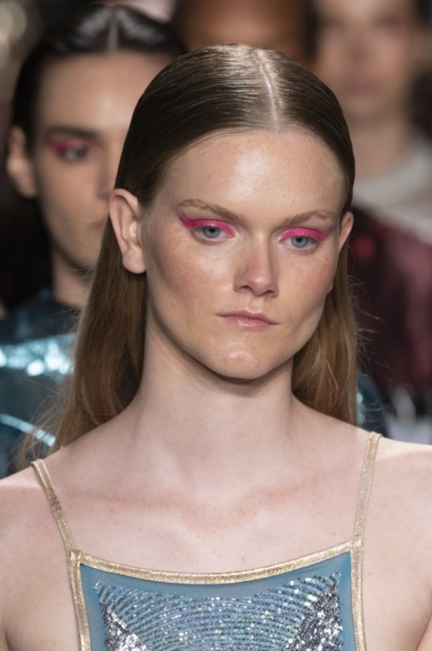 مجموعة Custo Barcelona SS20 تستحدث موضة وحدة الألوان 