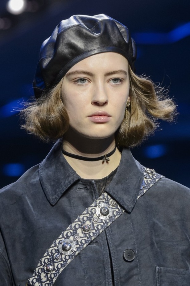 مجموعة كريستيان ديور للألبسة الجاهزة لخريف و شتاء 2017