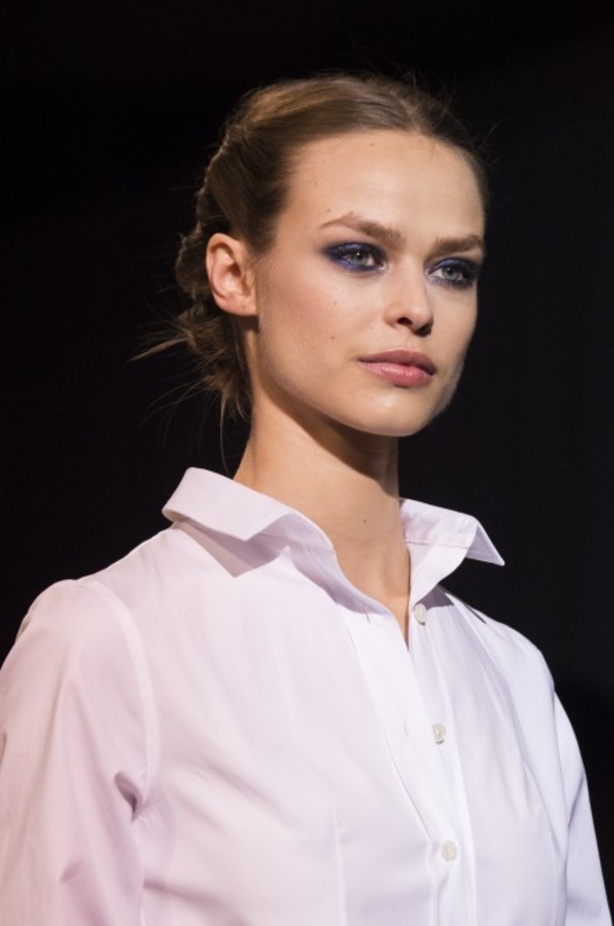 أزياء مفعمة بالألوان خلال عرض Carolina Herrera