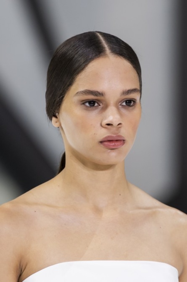 فساتين كارولينا هيريرا لخريف وشتاء 2020-2021 من اسبوع الموضة في نيويورك