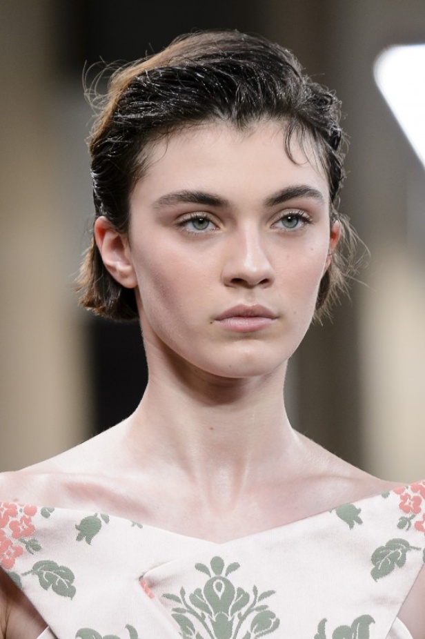 مجموعة كريستوفر كاين للألبسة الجاهزة لخريف و شتاء 2017