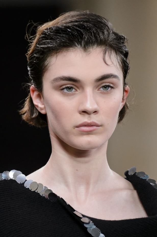 مجموعة كريستوفر كاين للألبسة الجاهزة لخريف و شتاء 2017