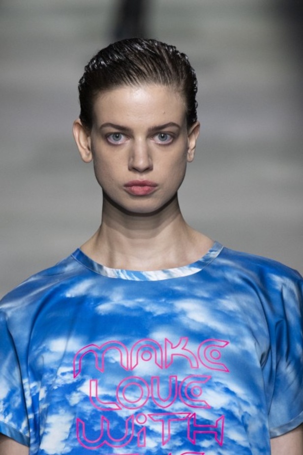 اسبوع الموضة في لندن 2019 أزياء CHRISTOPHER KANE الفاخرة لربيع وصيف 2020