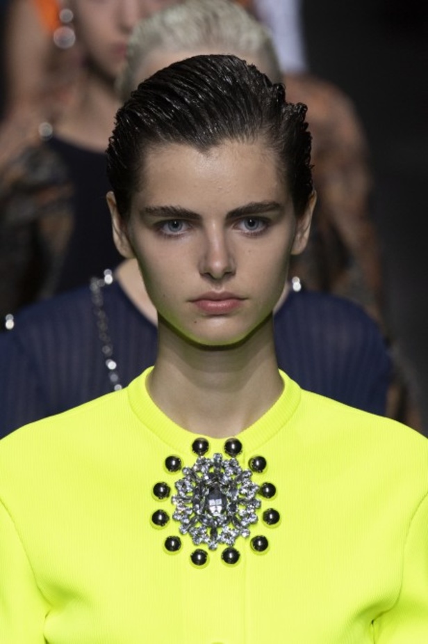 اسبوع الموضة في لندن 2019 أزياء CHRISTOPHER KANE الفاخرة لربيع وصيف 2020
