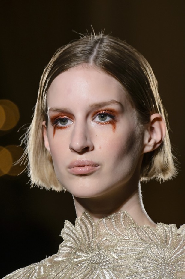 عرض أزياء كريستيان سيريانو لموسم خريف 2017