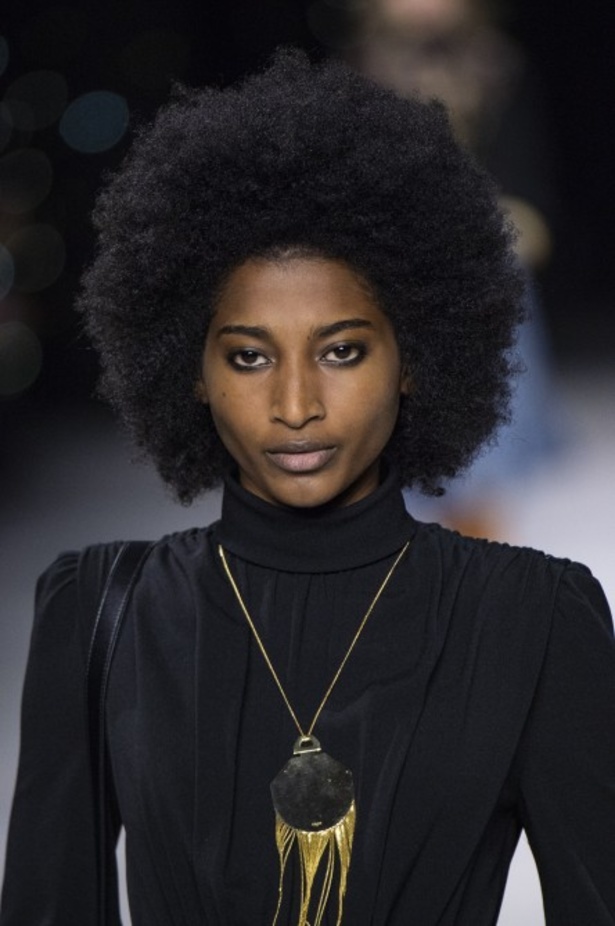 اسبوع الموضة في باريس 2019 أزياء  CELINE الفاخرة لربيع وصيف 2020