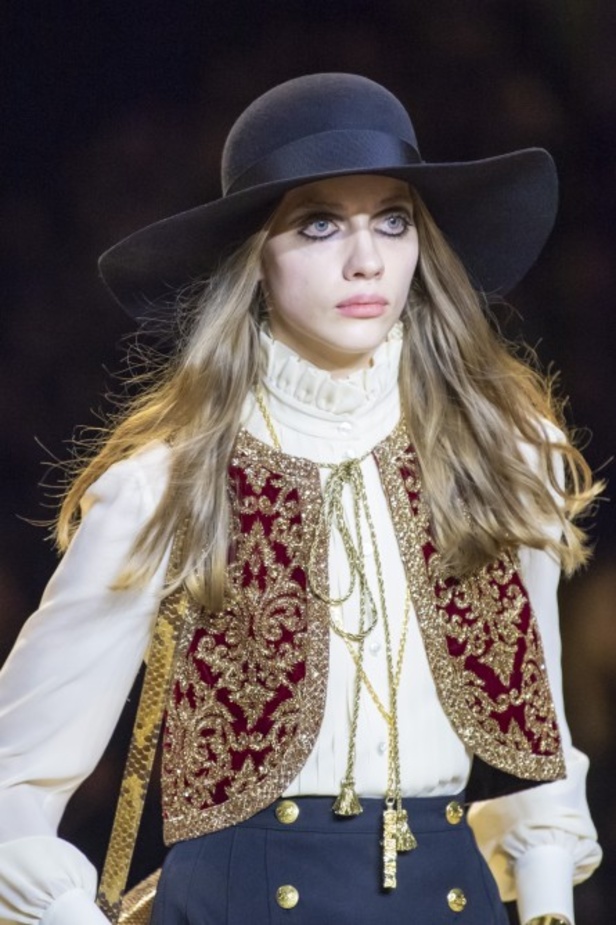 مجموعة الازياء الفاخرة من CELINE لخريف وشتاء 2020-2021