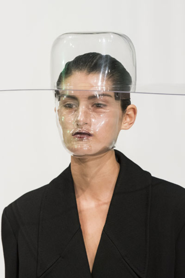 مجموعة Chalayan لخريف و شتاء 2018