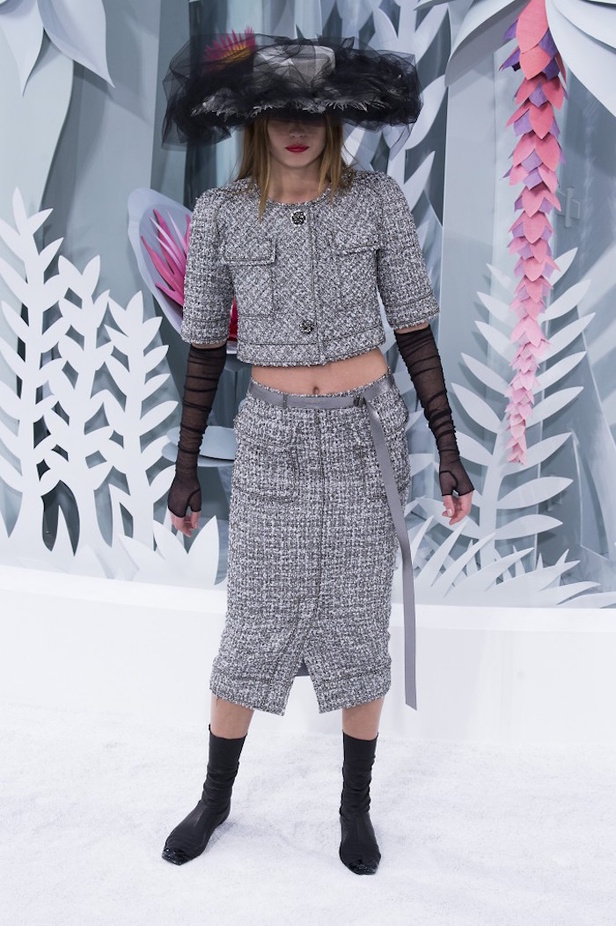 مجموعة تفيض أنوثة وحيوية من شانيل