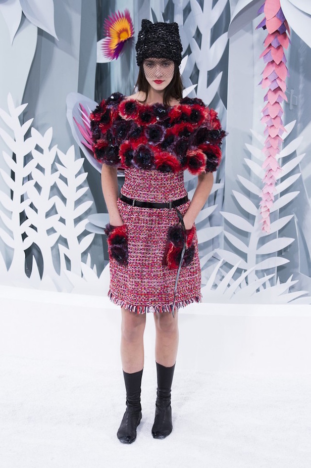 مجموعة تفيض أنوثة وحيوية من شانيل