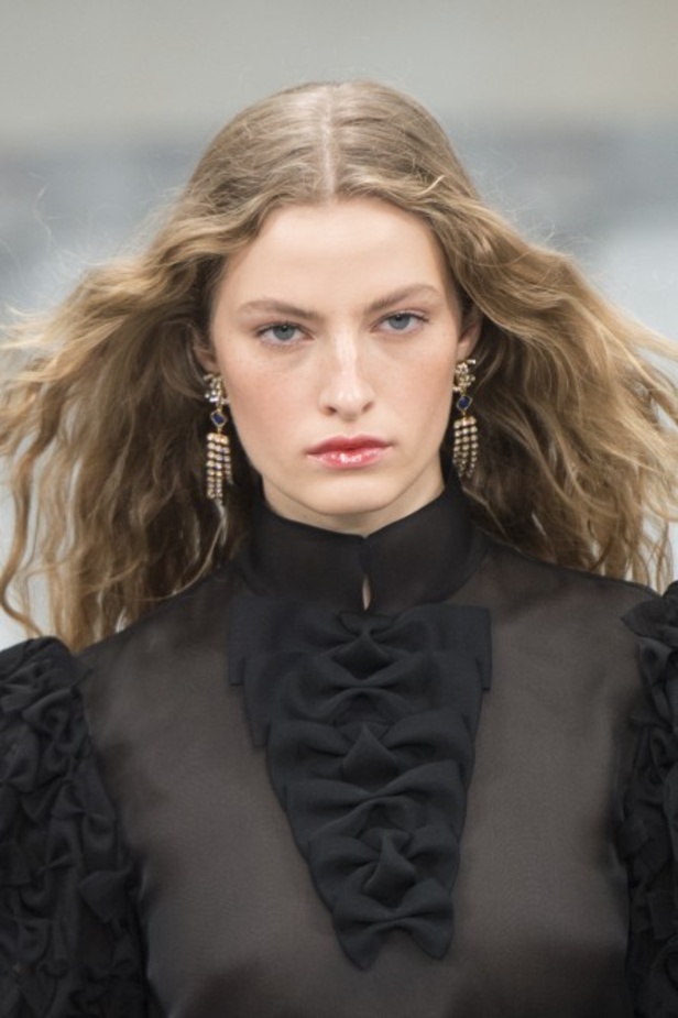 مجموعة شانيل لربيع وصيف 2020 في باريس