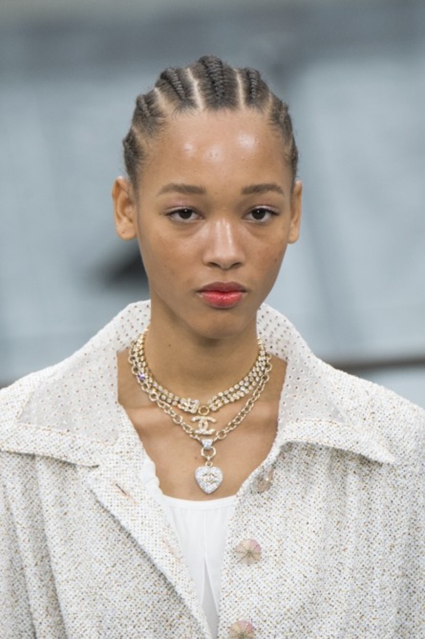 مجموعة شانيل لربيع وصيف 2020 في باريس