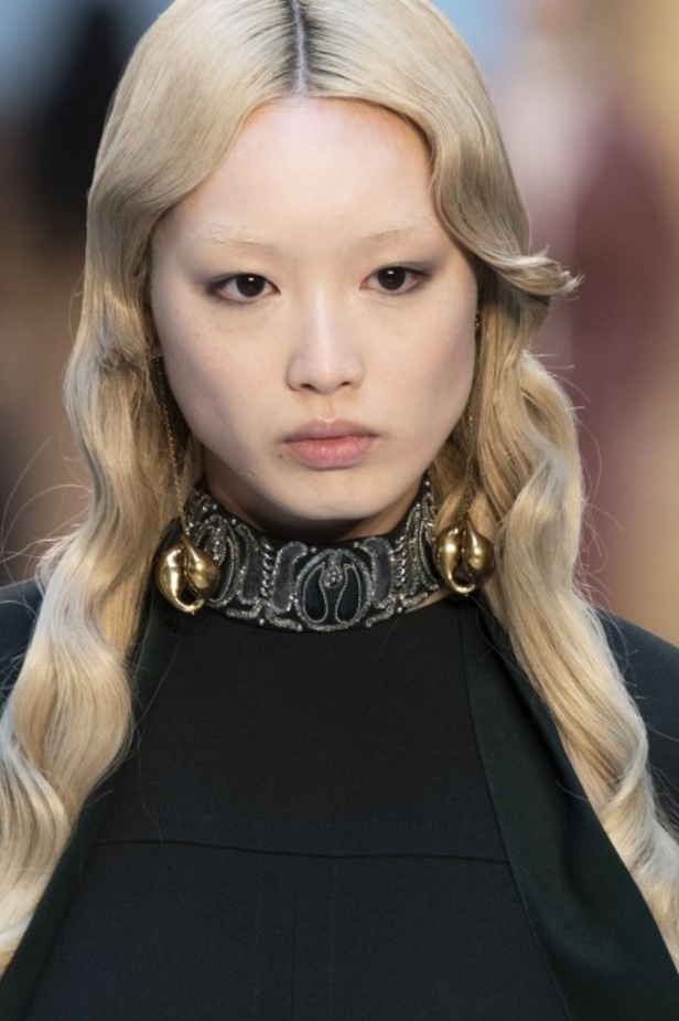 مجموعة كلوي Chloe لخريف وشتاء 2020-2021 خلال اسبوع الموضة في باريس