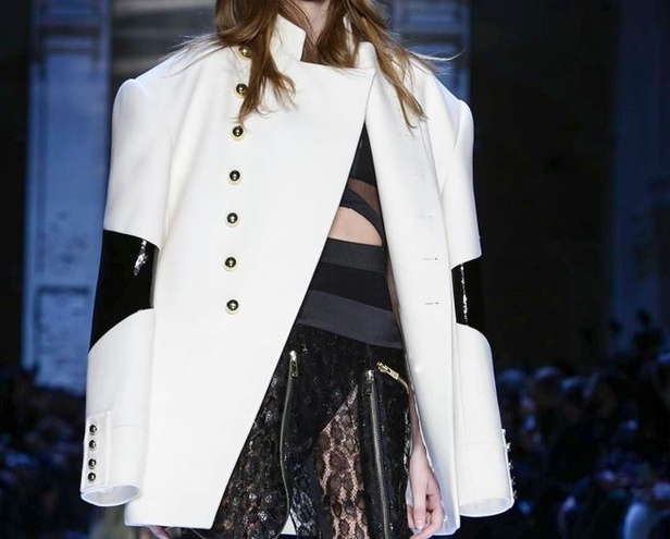 عرض Alexandre Vauthier للأزياء الفاخرة لربيع وصيف 2016