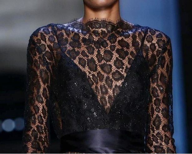 عرض Alexandre Vauthier للأزياء الفاخرة لربيع وصيف 2016