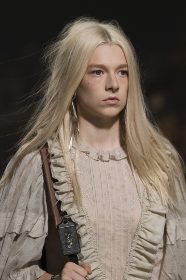 عرض ازياء كوتش لموسم ربيع وصيف 2019