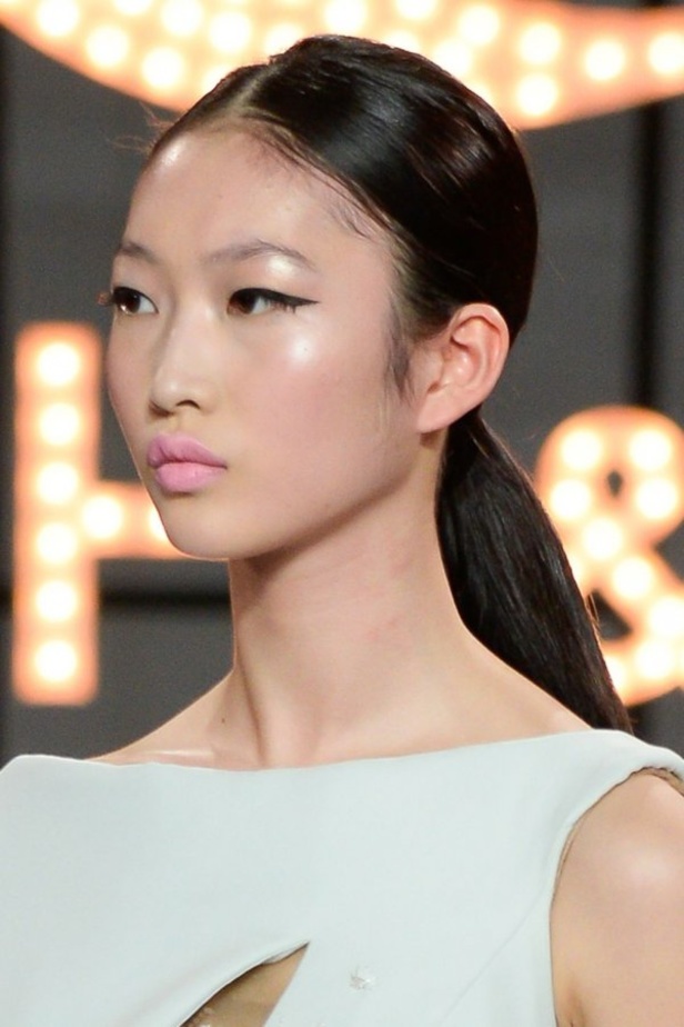 مجموعة رالف أند روسو للهوت كوتور لموسم ربيع وصيف 2019