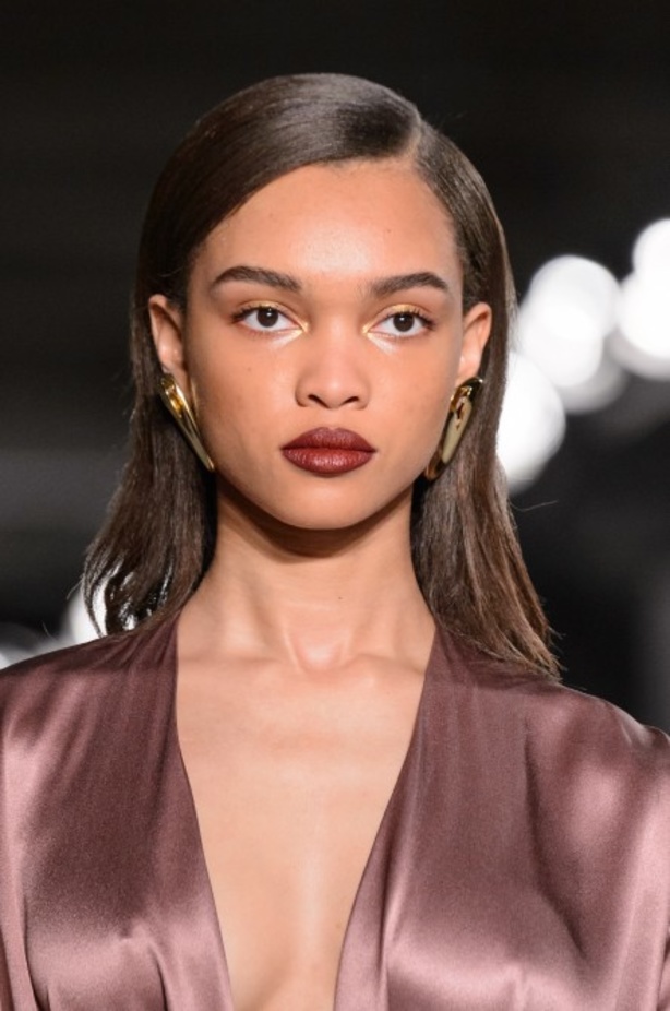 عرض أزياء Cushnie et Ochs لخريف وشتاء 2018 !