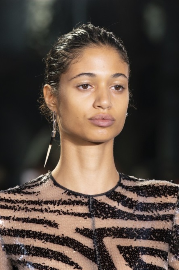 اسبوع الموضة في لندن 2019   مجموعة أزياء ديفيد كوما الجاهزة لربيع وصيف 2020