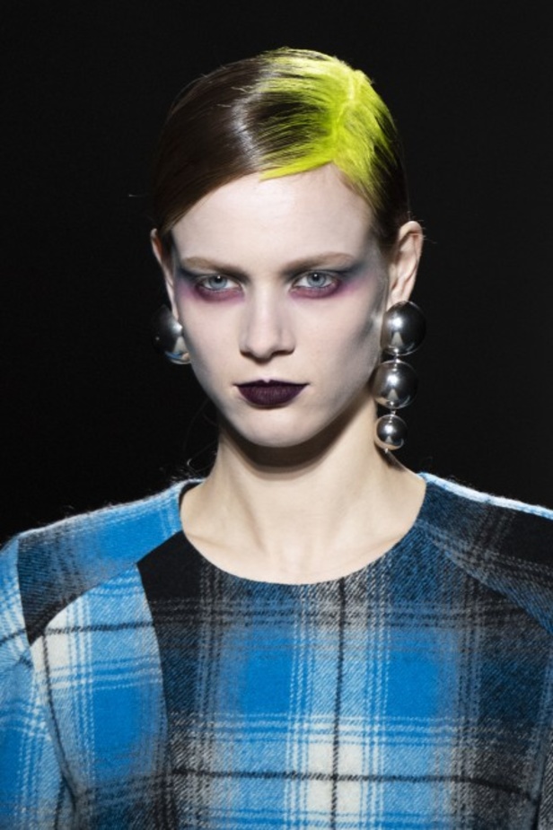 عرض مجموعة Dries Van Noten لموسم خريف وشتاء 2020