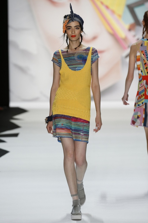 الصيف القادم صاخب مع Desigual