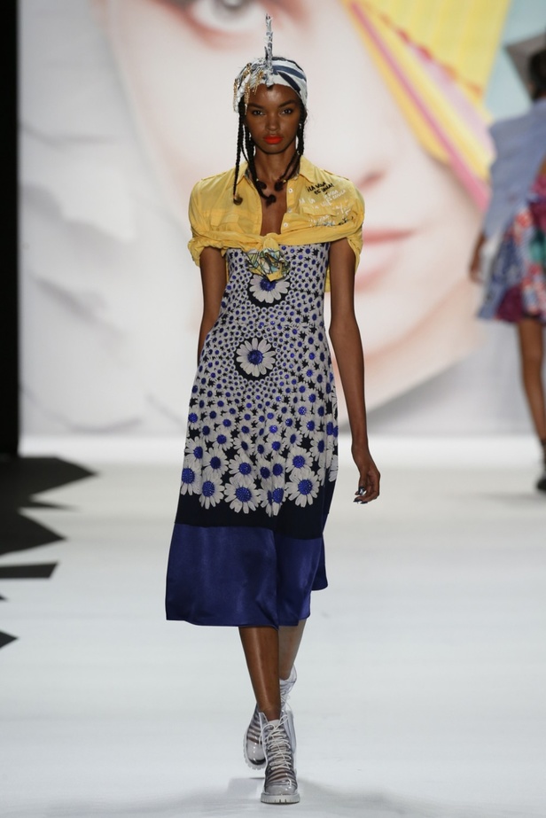 الصيف القادم صاخب مع Desigual