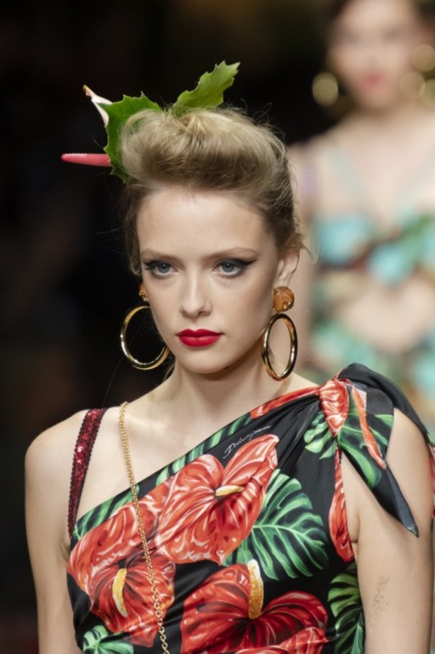 اسبوع الموضة في باريس 2019 ازياء MAISON DIOR الفاخرة لربيع وصيف 2020