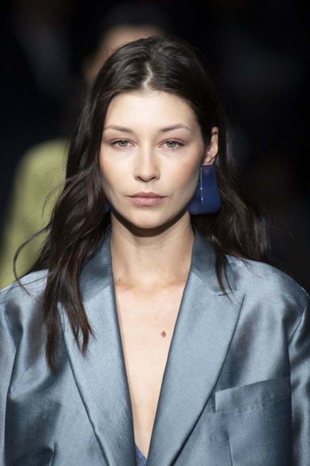 اسبوع الموضة في ميلان 2019 عرض أزياء Emporio Armani لربيع وصيف 2020 من ميلان