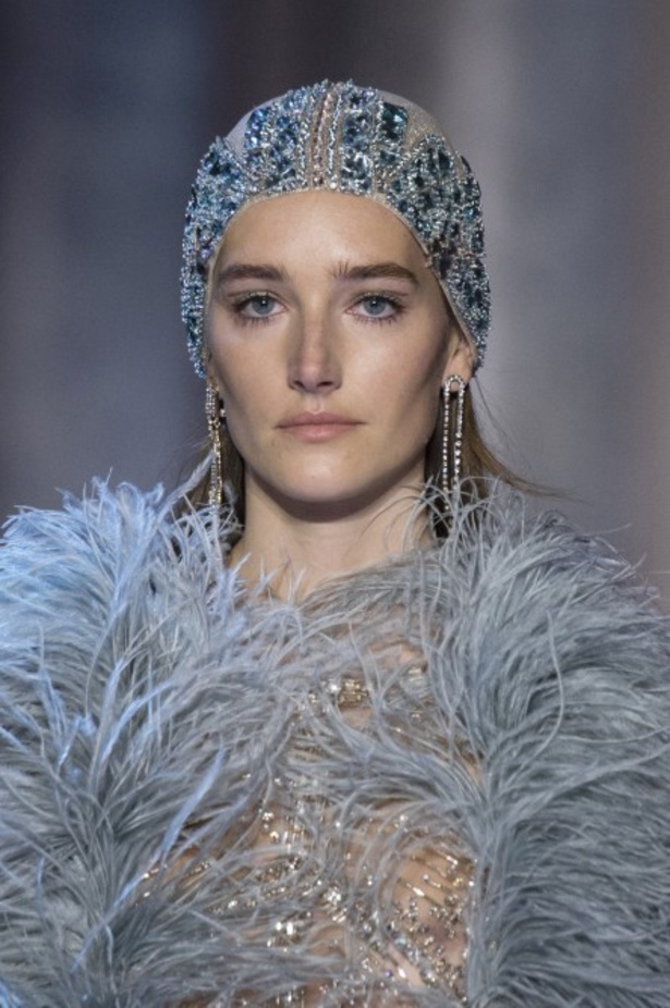 ايلي صعب يحتفل بالحياة في مجموعته لربيع وصيف 2018