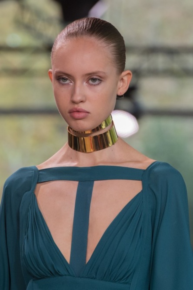 اسبوع الموضة في باريس 2019 مجموعة ايلي صعب الفاخرة لربيع وصيف 2020