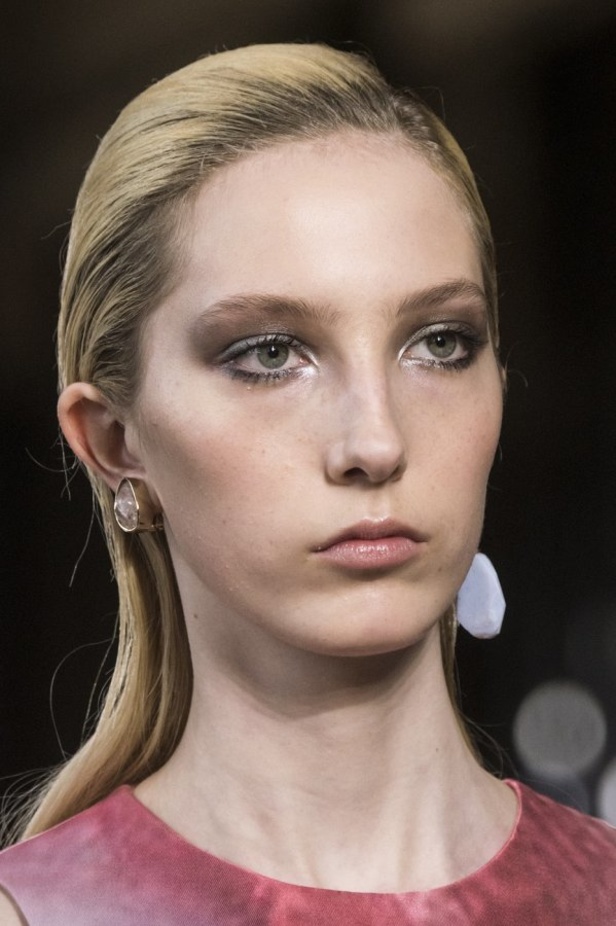 مجموعة ايلي صعب للهوت كوتور لربيع وصيف 2019