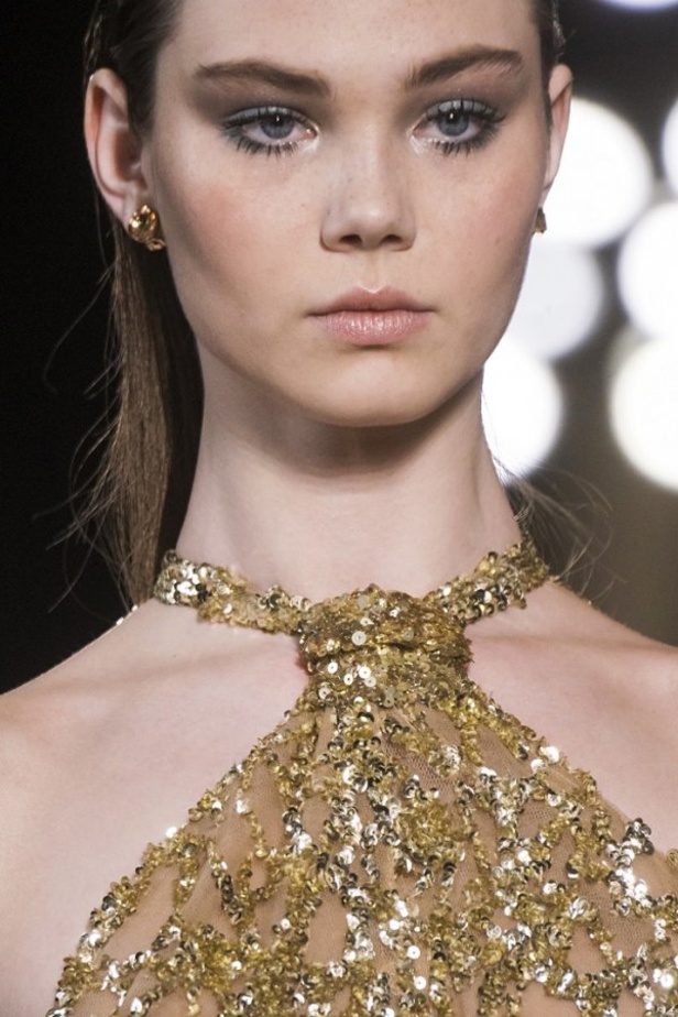 مجموعة ايلي صعب للهوت كوتور لربيع وصيف 2019