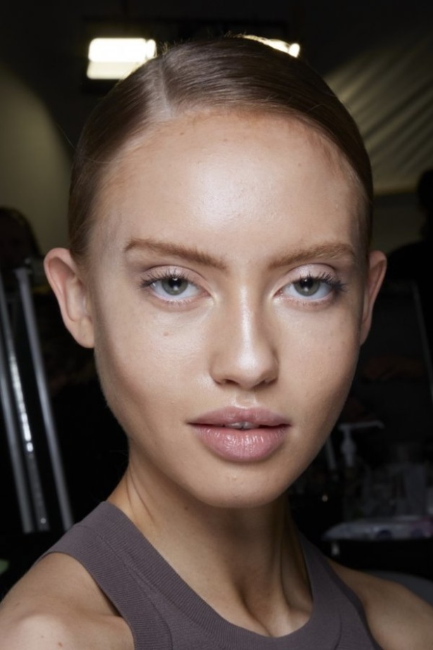 مجموعة Elie Saab لخريف وشتاء 2020-2021 خلال اسبوع الموضة في باريس