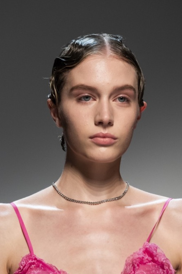 اسبوع الموضة في ميلان 2019 عرض أزياء ERMANNO SCERVINO لربيع وصيف 2020