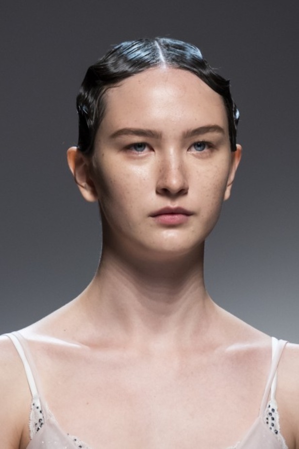 اسبوع الموضة في ميلان 2019 عرض أزياء ERMANNO SCERVINO لربيع وصيف 2020