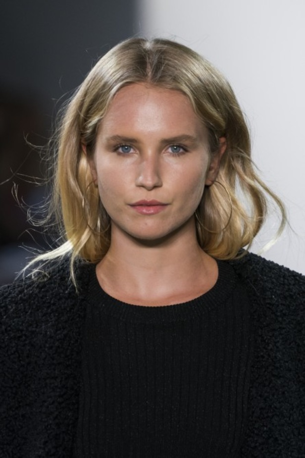 عرض أزياء إيلي تاهاري لخريف وشتاء 2019