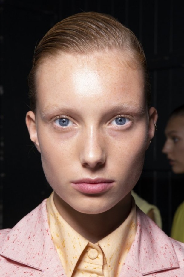 اسبوع الموضة في لندن 2019 مجموعة إميليا ويكستيد للملابس الجاهزة موضة ربيع وصيف 2020