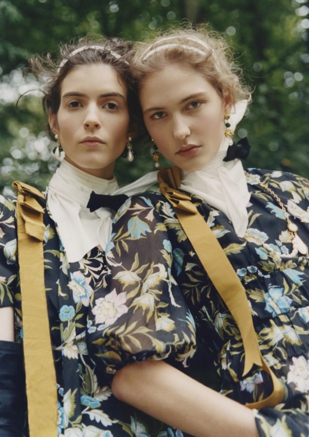 عرض ازياء Erdem لربيع وصيف 2021 من اسبوع لندن للموضة