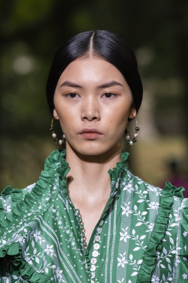 اسبوع الموضة في لندن 2019 عرض ازياء ERDEM لربيع وصيف 2020